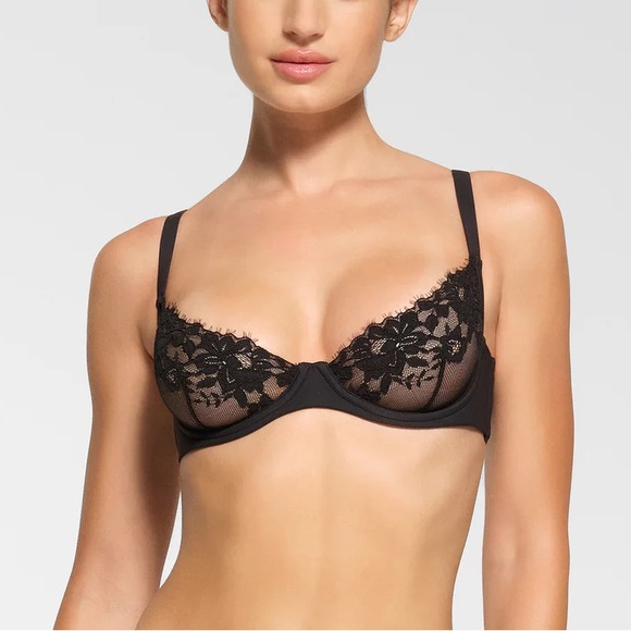 SKIMS Other - NWT Skims femme lace scoop bra black onyx - 34C